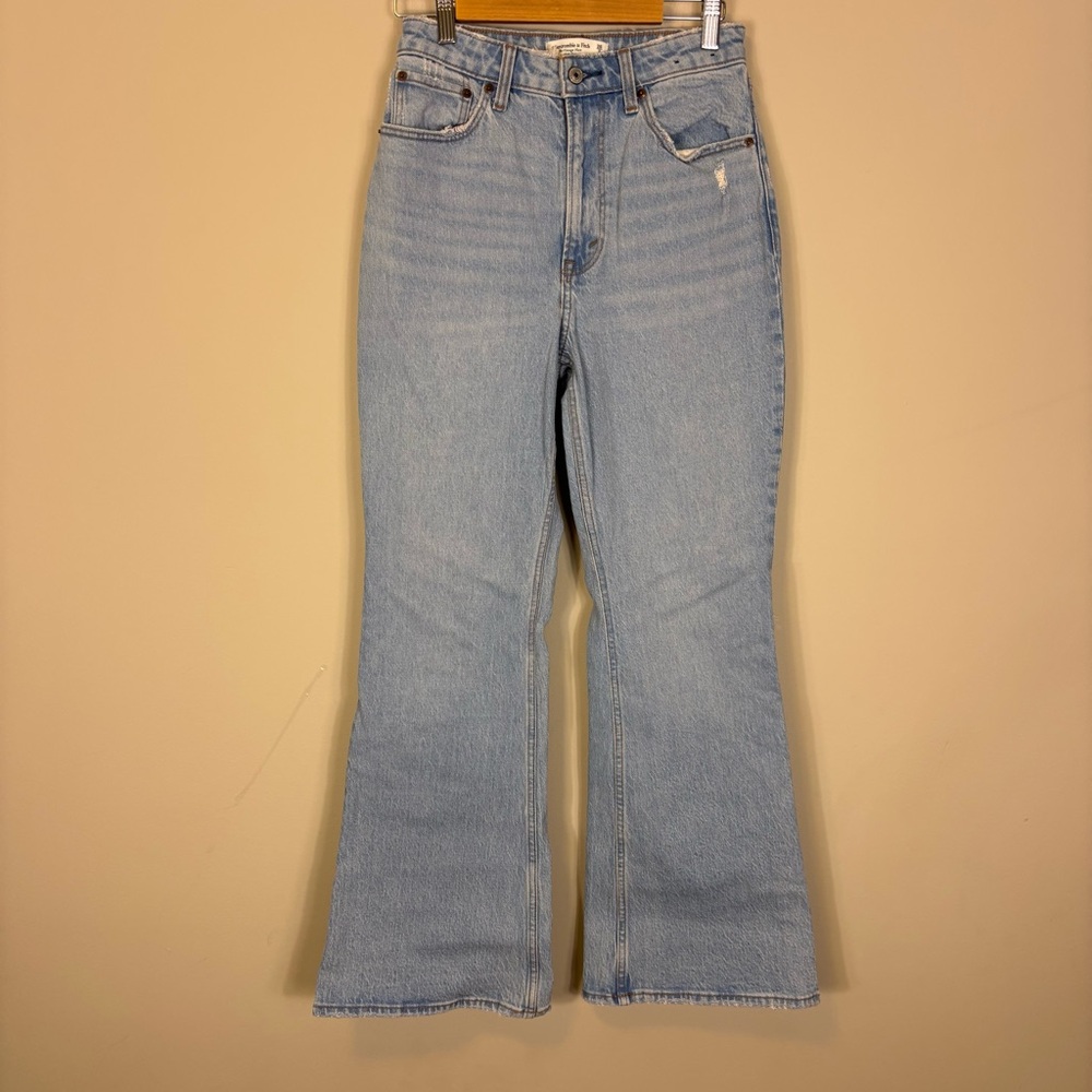 New Abercrombie & Fitch Light Blue Vintage Flare High Rise Jeans 2 Short